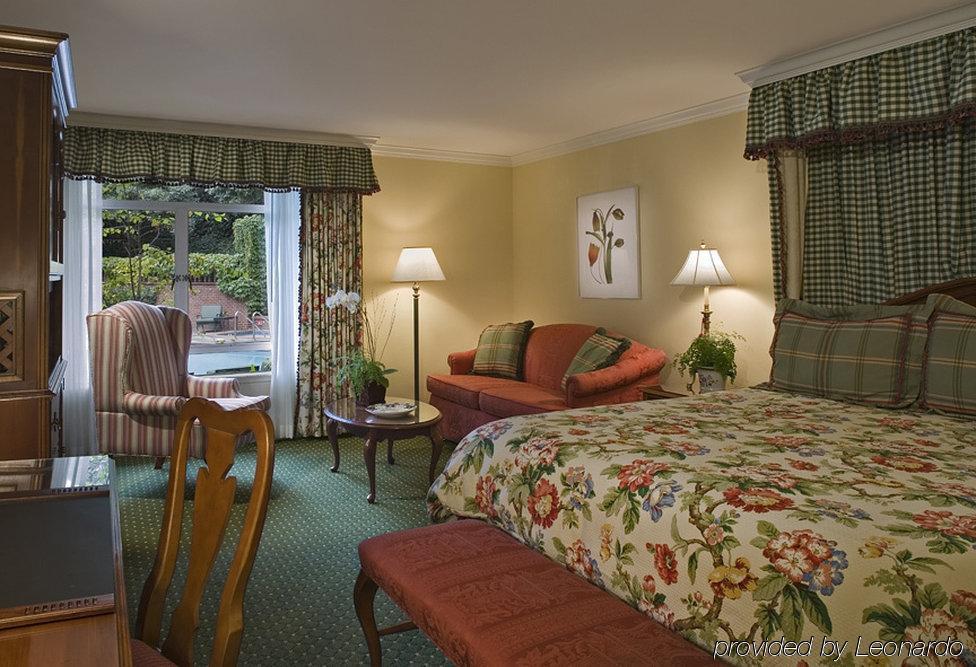 The Stanford Park Hotel Менло Парк Стая снимка