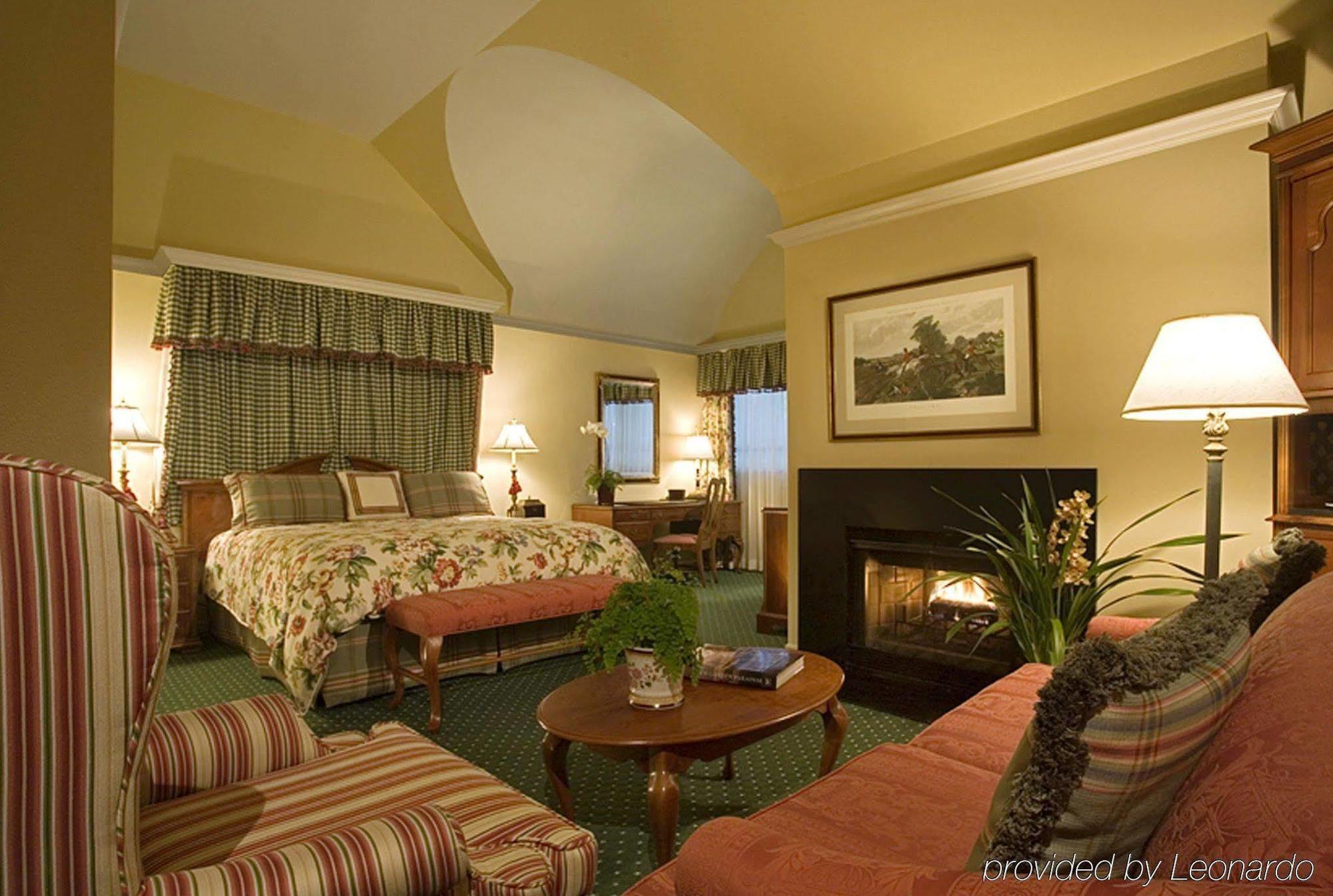 The Stanford Park Hotel Менло Парк Стая снимка
