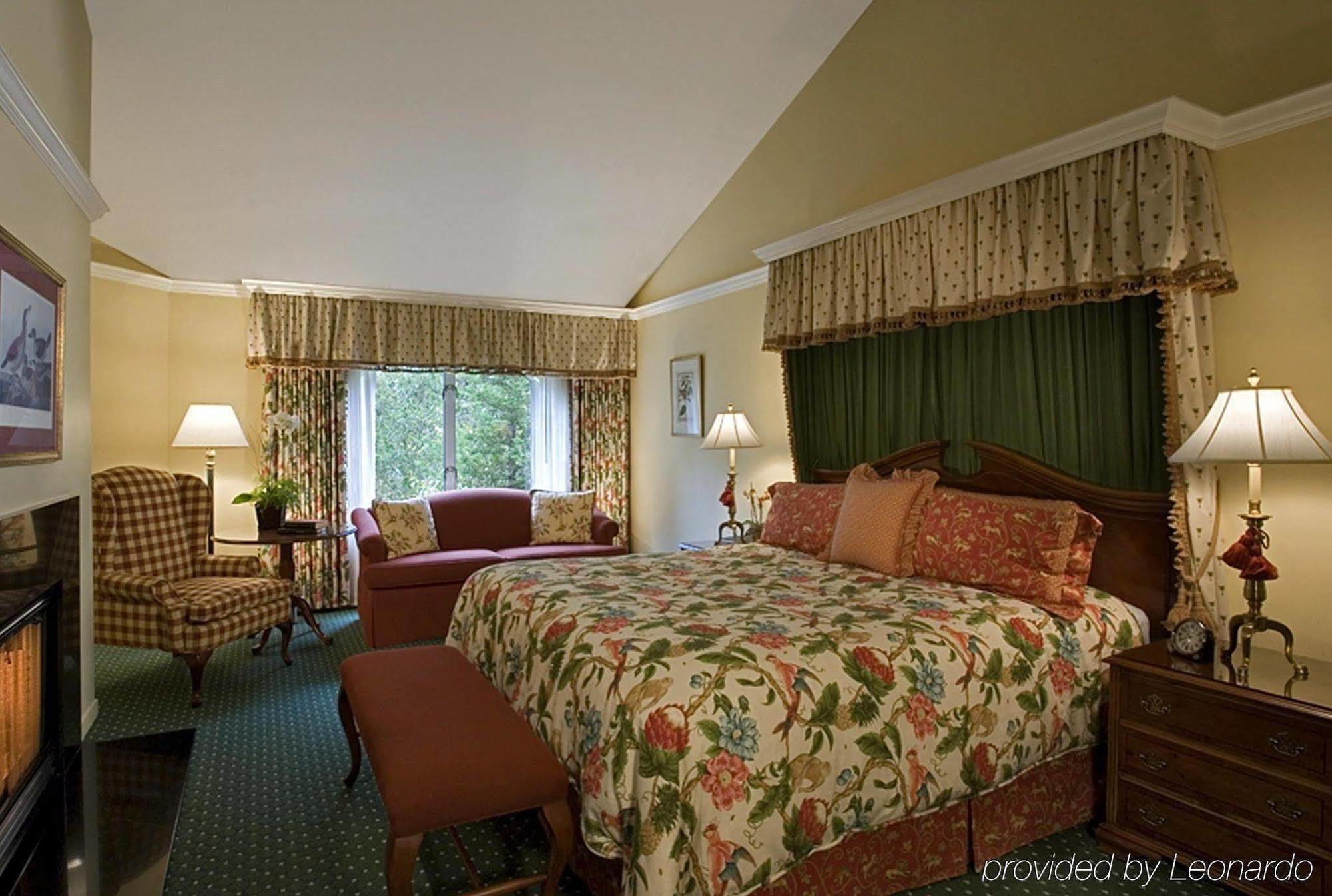 The Stanford Park Hotel Менло Парк Стая снимка